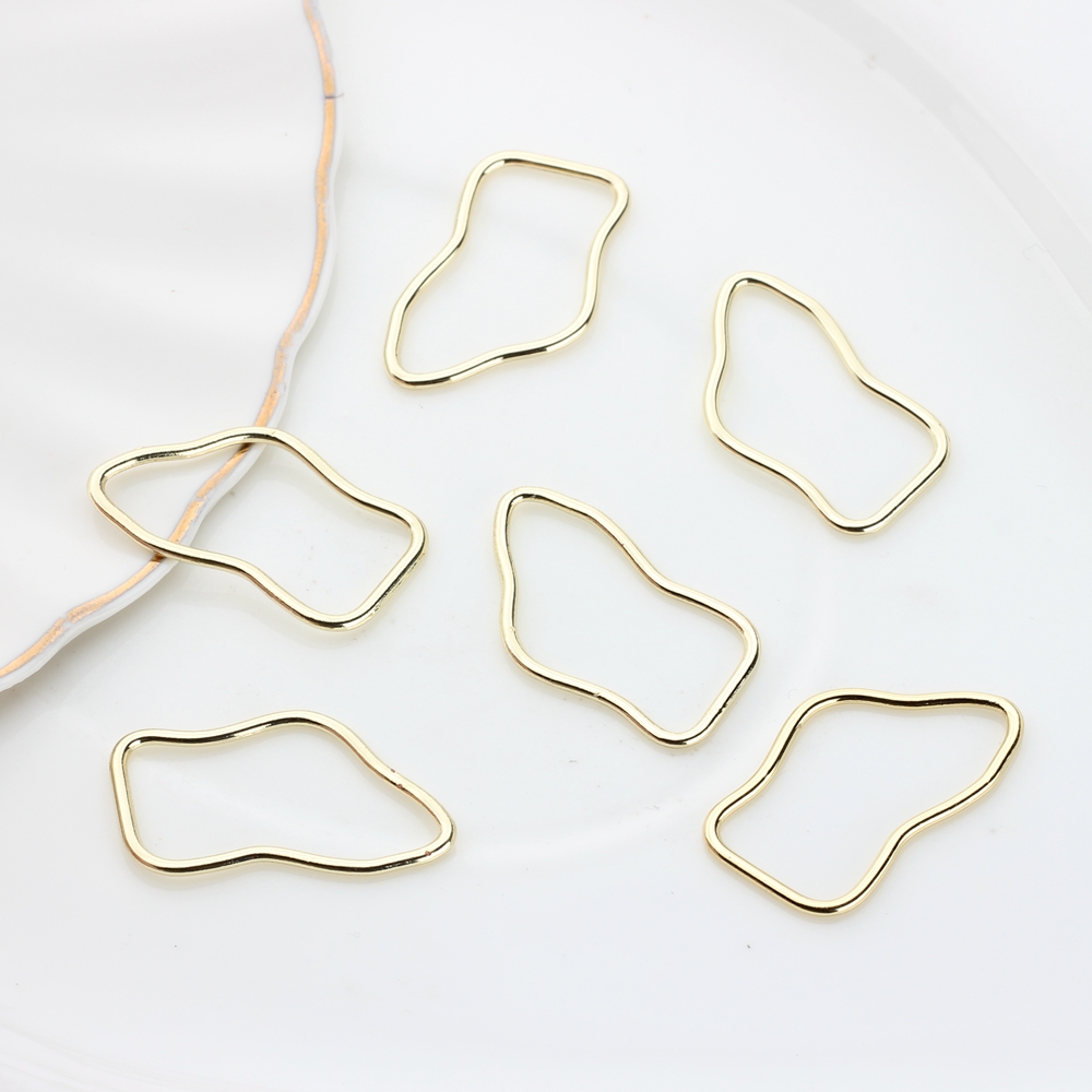 Bezels Pendant Resin - 10 قطعة/الوحدة سبائك الزنك هندسية حلقة