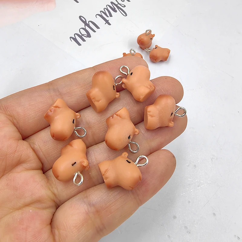 Resin Art Notes - 10 قطع من تعليقات الكابيبارا الصغيرة