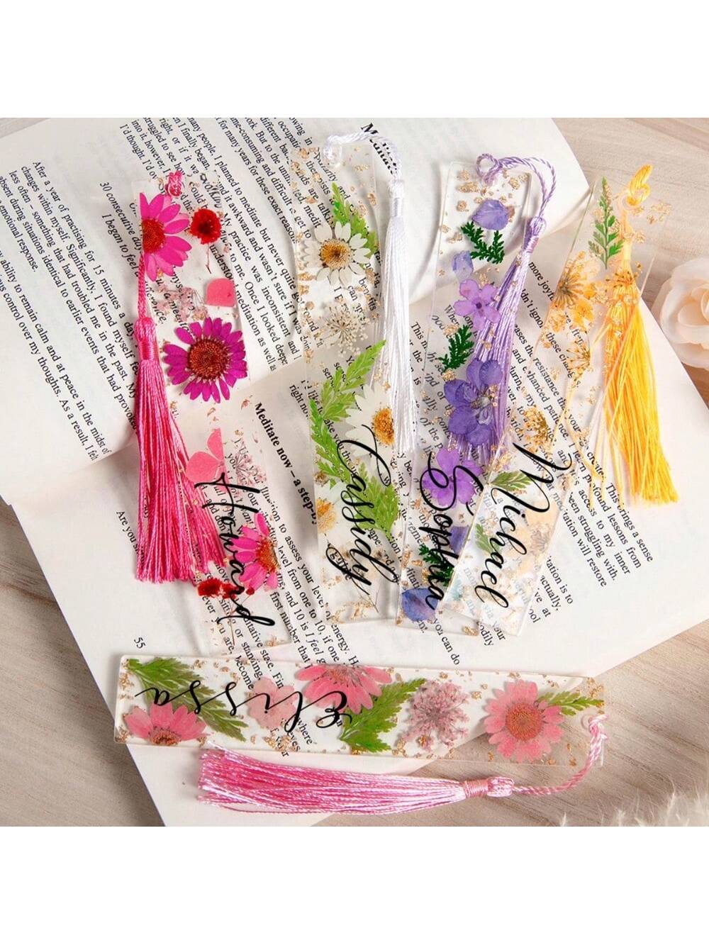 فاصل كتاب شخصي من الراتنج مع ز - مراجعة Resin Art Name وسعره